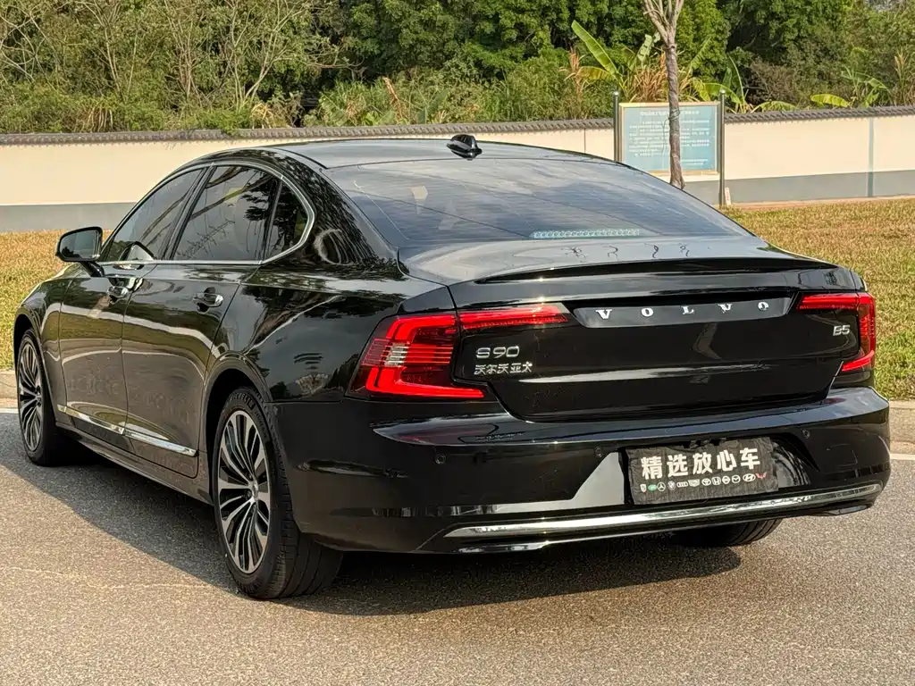 Volvo S90 — фото 6