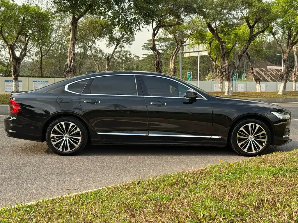 Volvo S90 — фото 7