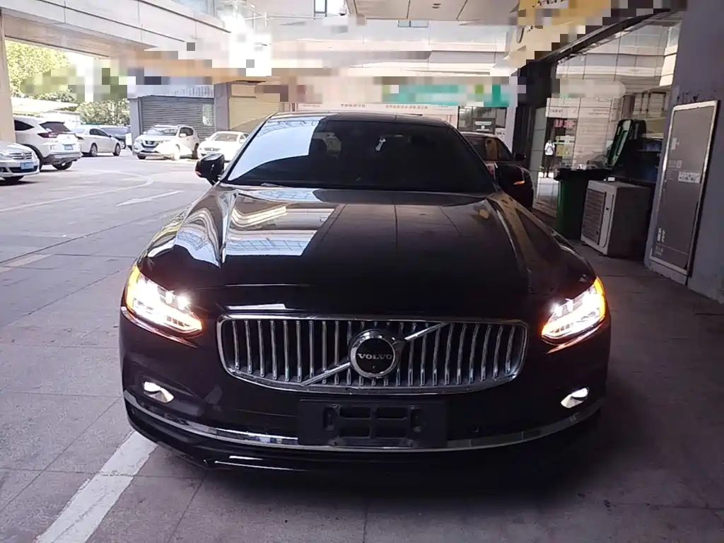 Volvo S90 — фото 3