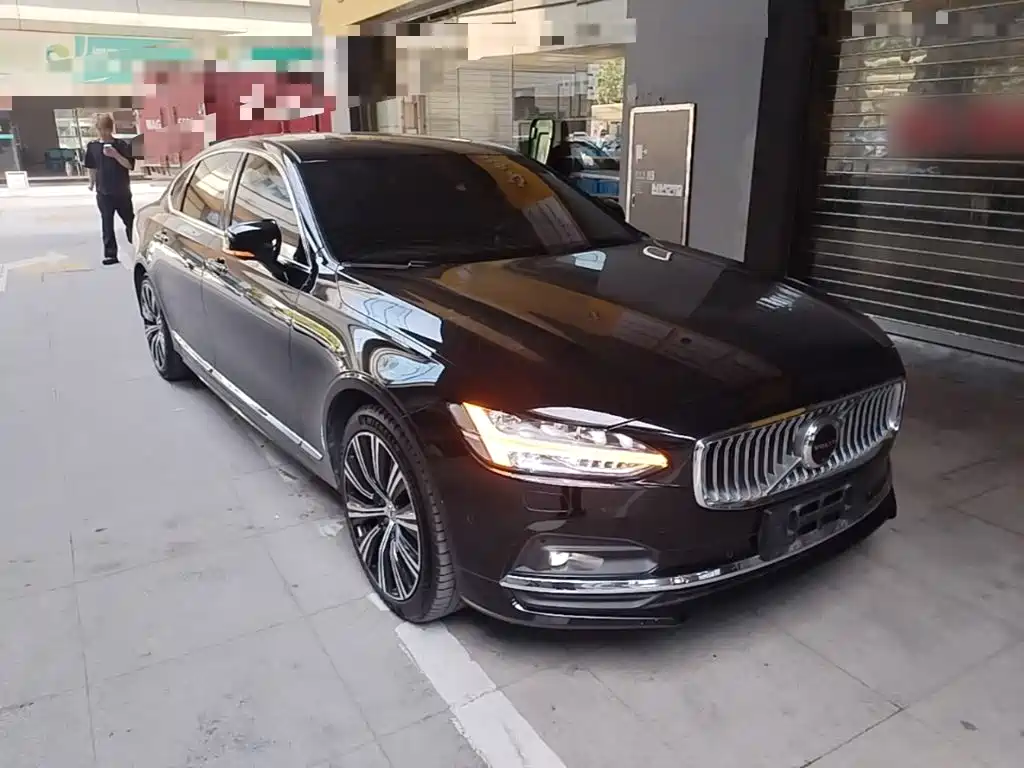 Volvo S90 — фото 4