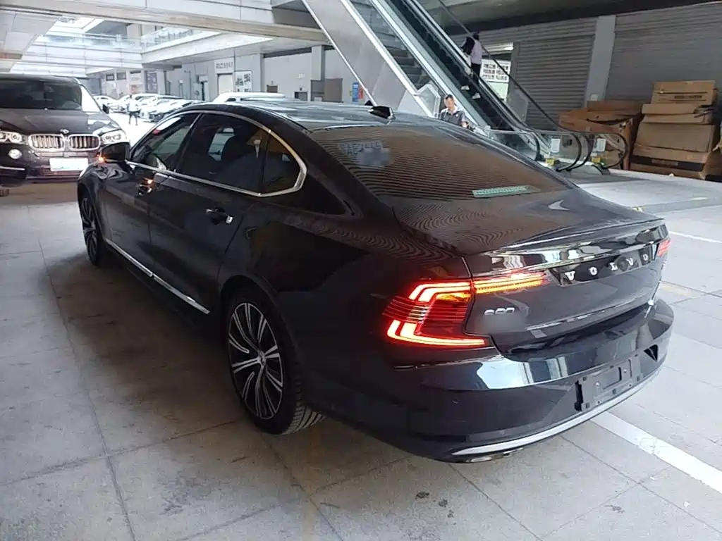 Volvo S90 — фото 5