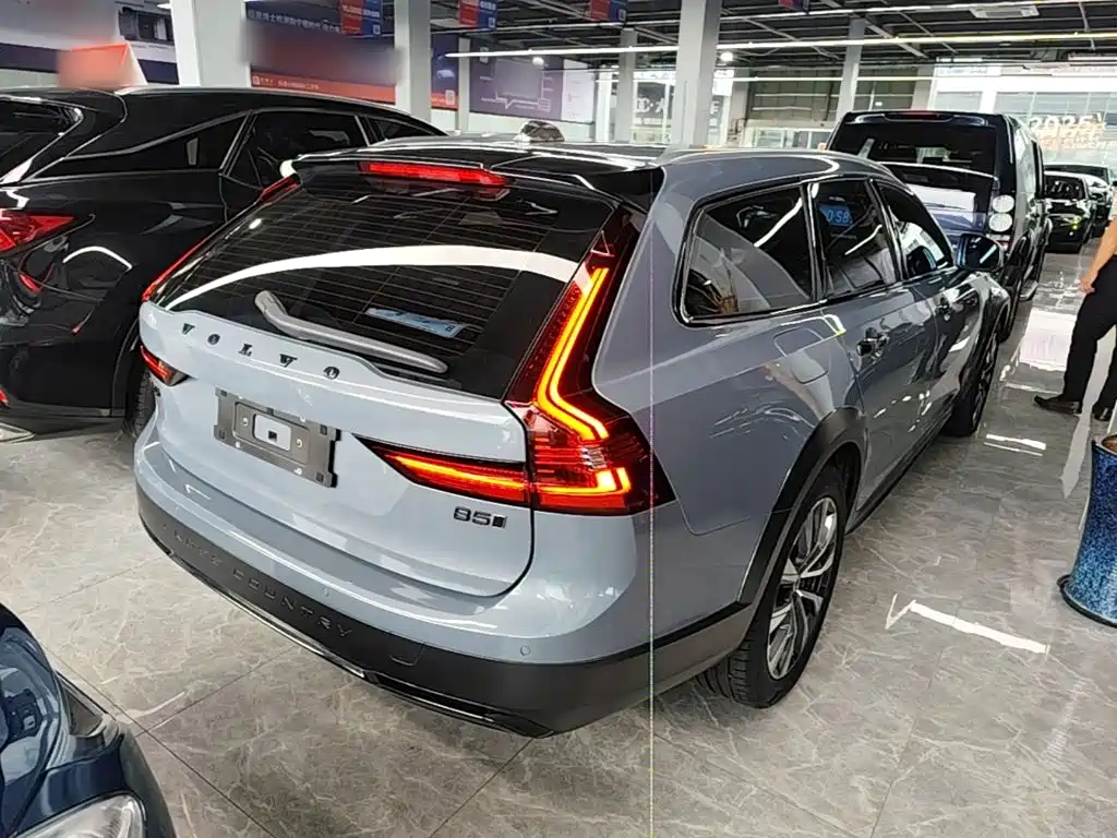 Volvo V90 — фото 5