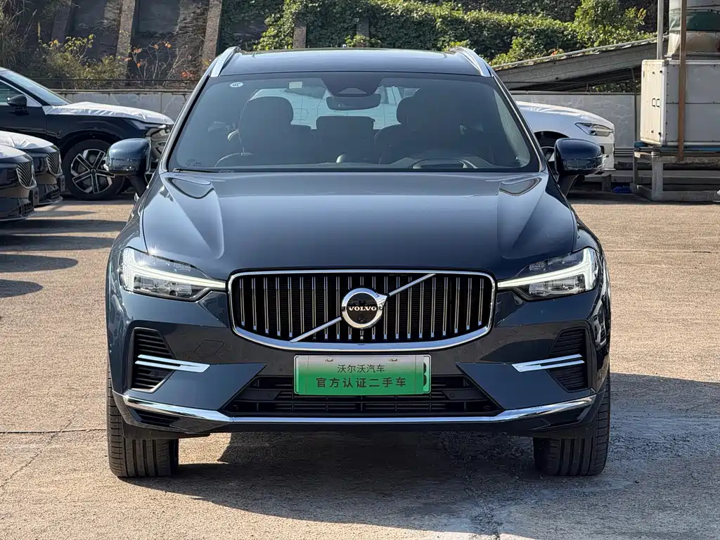 Volvo XC60 PHEV — фото 2