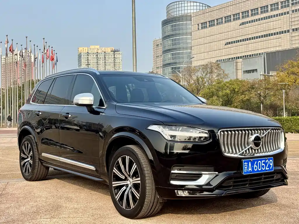 Volvo XC90 — фото 3