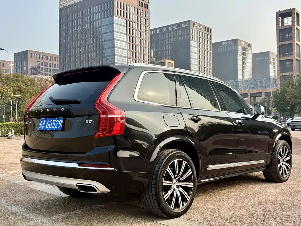 Volvo XC90 — фото 4