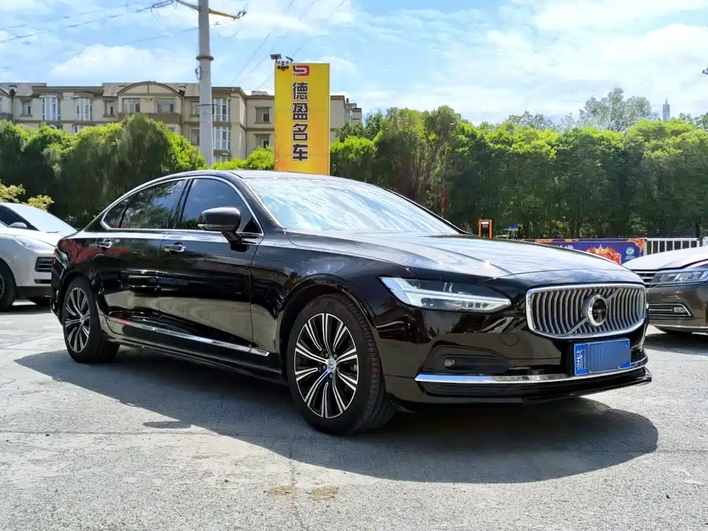 Volvo S90 — фото 3