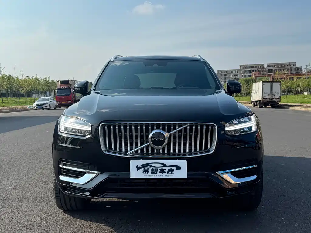 Volvo XC90 — фото 2