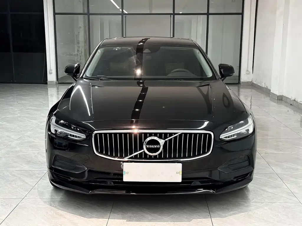 Volvo S90 — фото 2