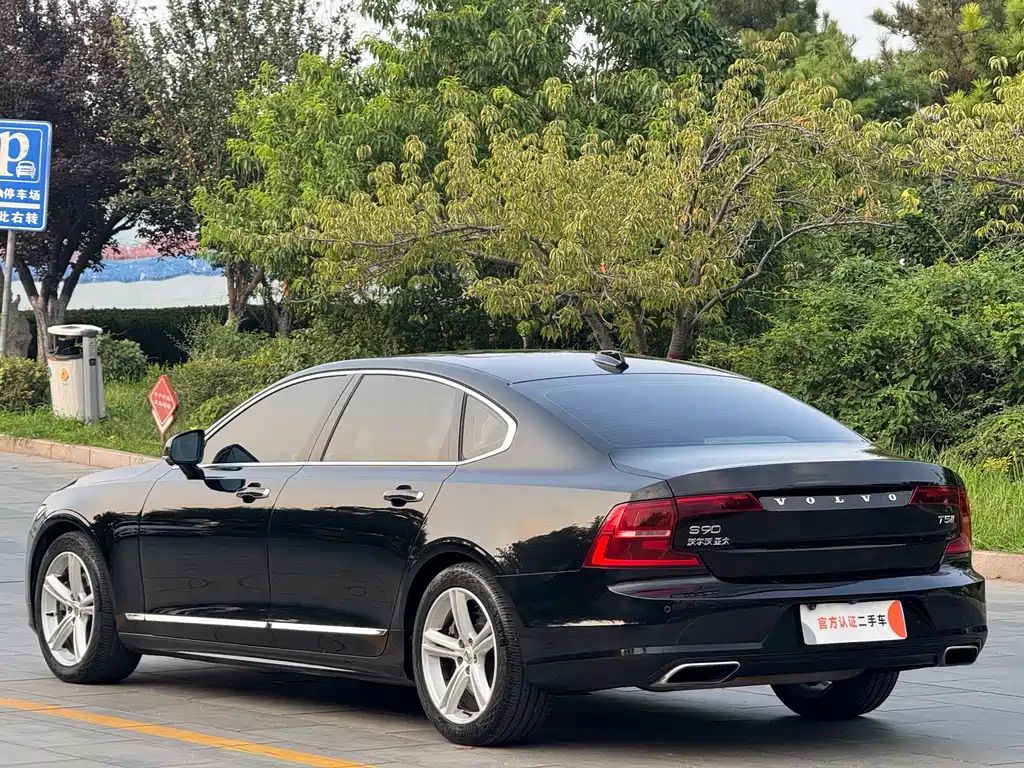 Volvo S90 — фото 7
