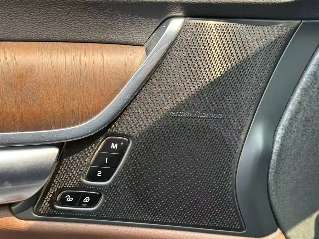 Volvo S90 — фото 4