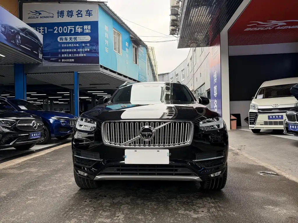 Volvo XC90 — фото 2