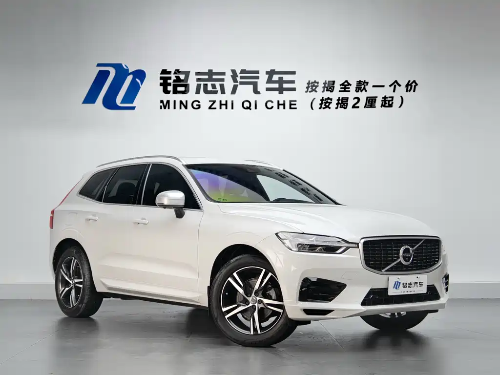 Volvo XC60 — фото 2