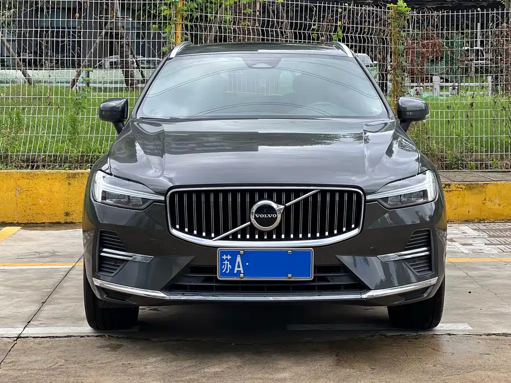 Volvo XC60 — фото 2