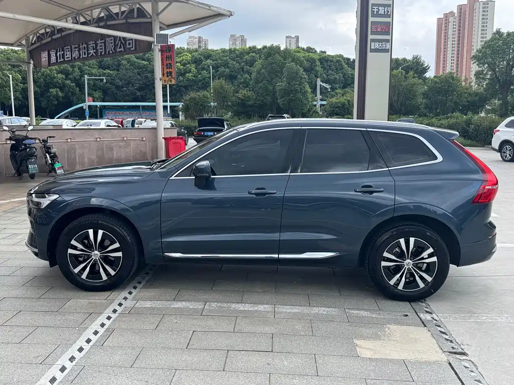 Volvo XC60 — фото 3