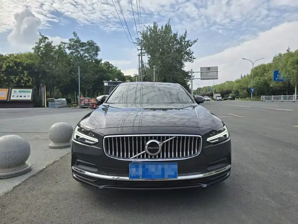 Volvo S90 — фото 2