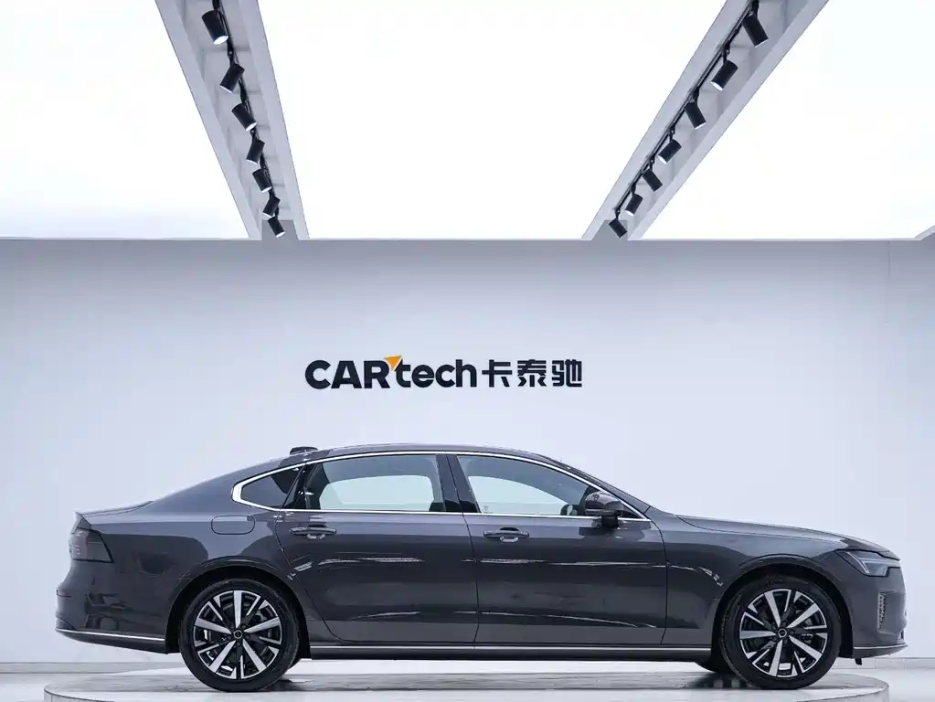 Volvo S90 — фото 2