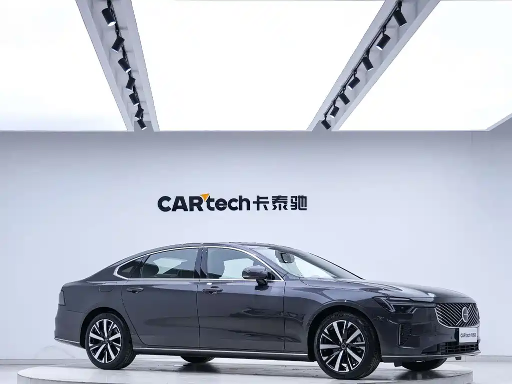 Volvo S90 — фото 8
