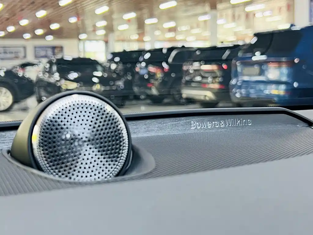 Volvo S60 — фото 10