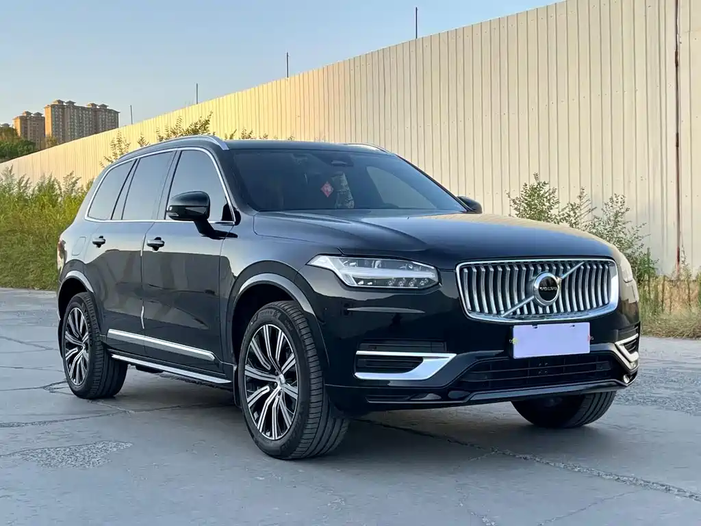 Volvo XC90 — фото 3