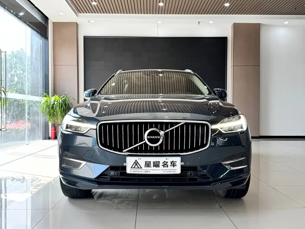 Volvo XC60 — фото 3