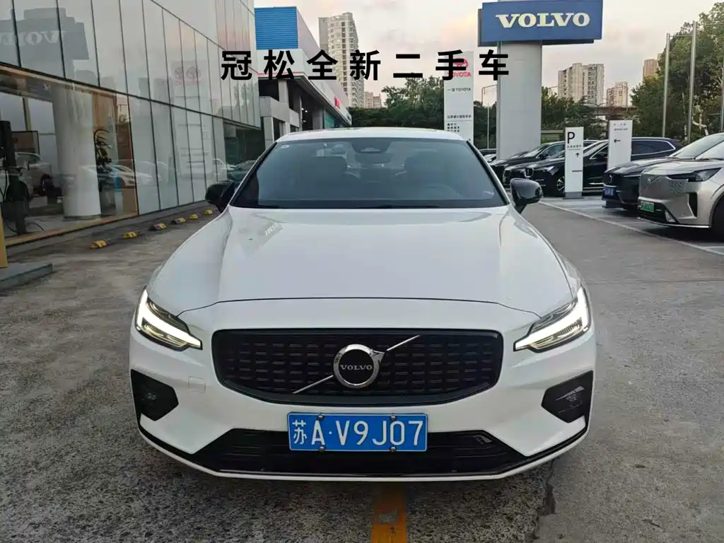 Volvo S60 — фото 2