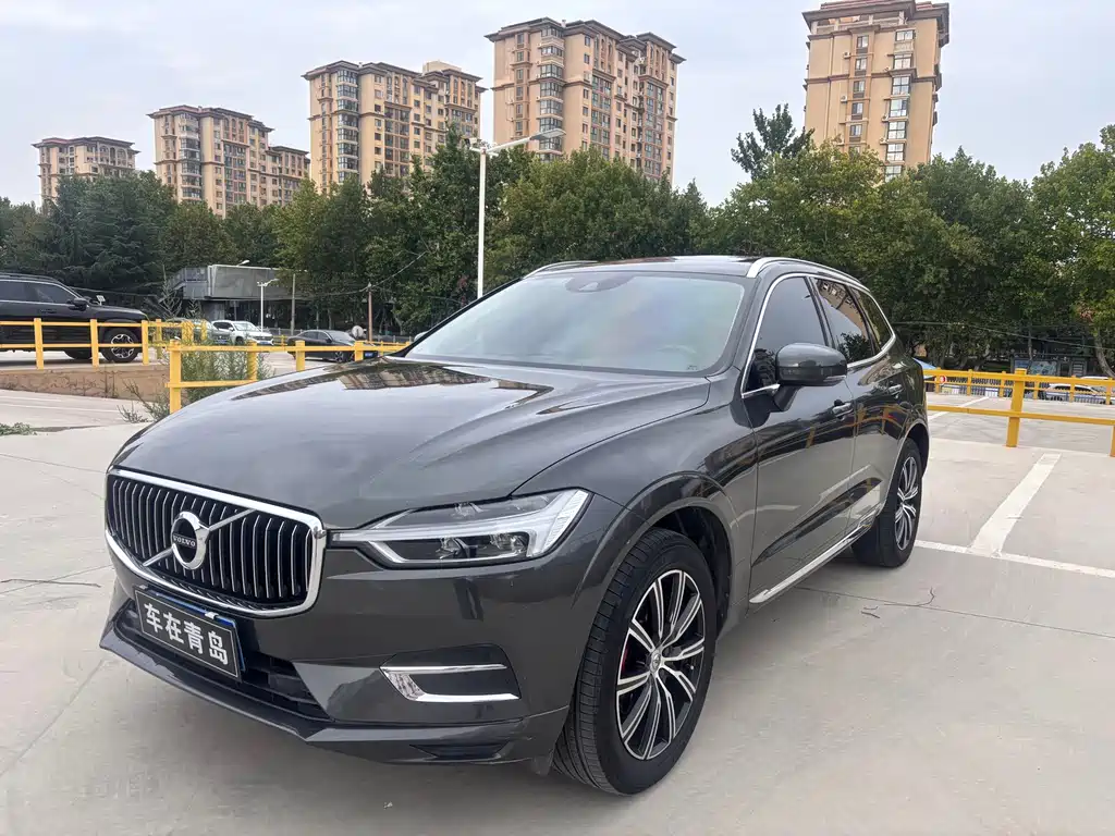 Volvo XC60 — фото 2