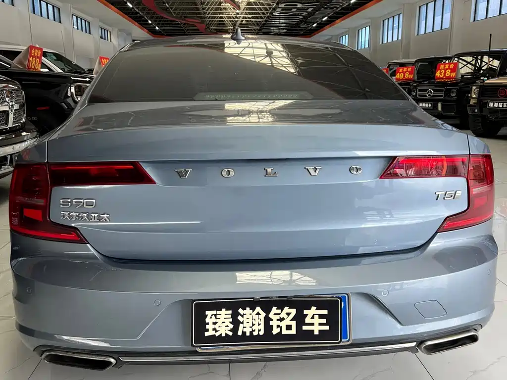Volvo S90 — фото 4
