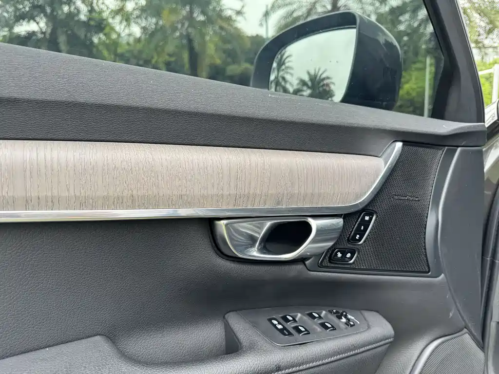 Volvo V90 — фото 10