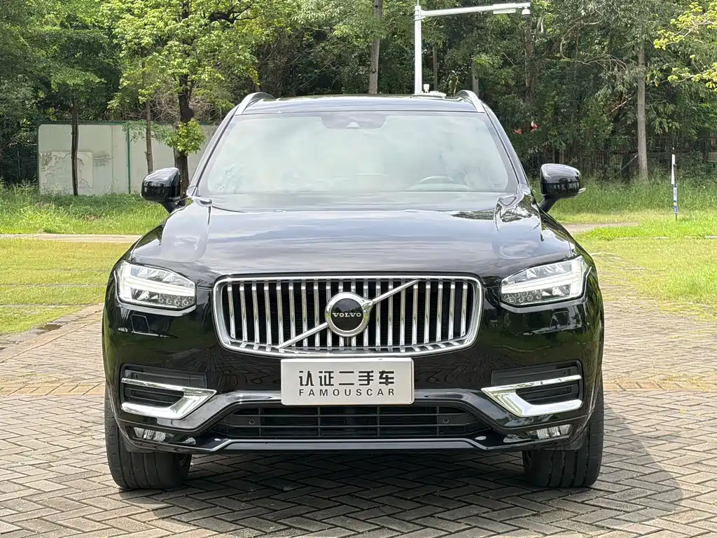 Volvo XC90 — фото 3