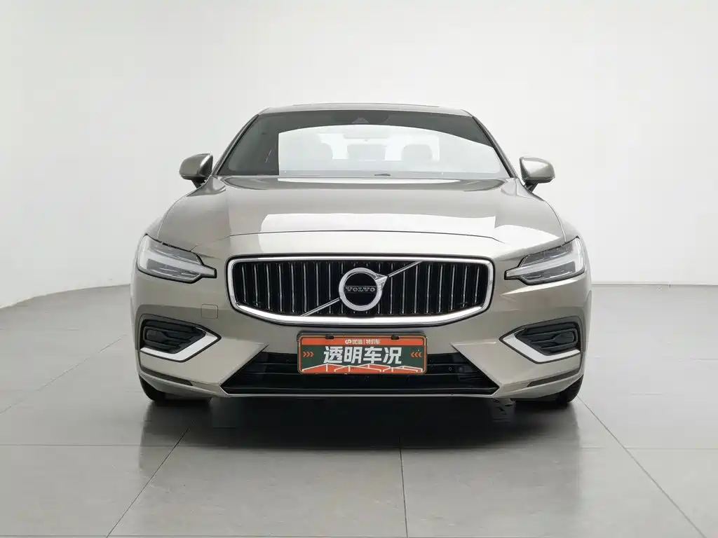 Volvo S60 — фото 3