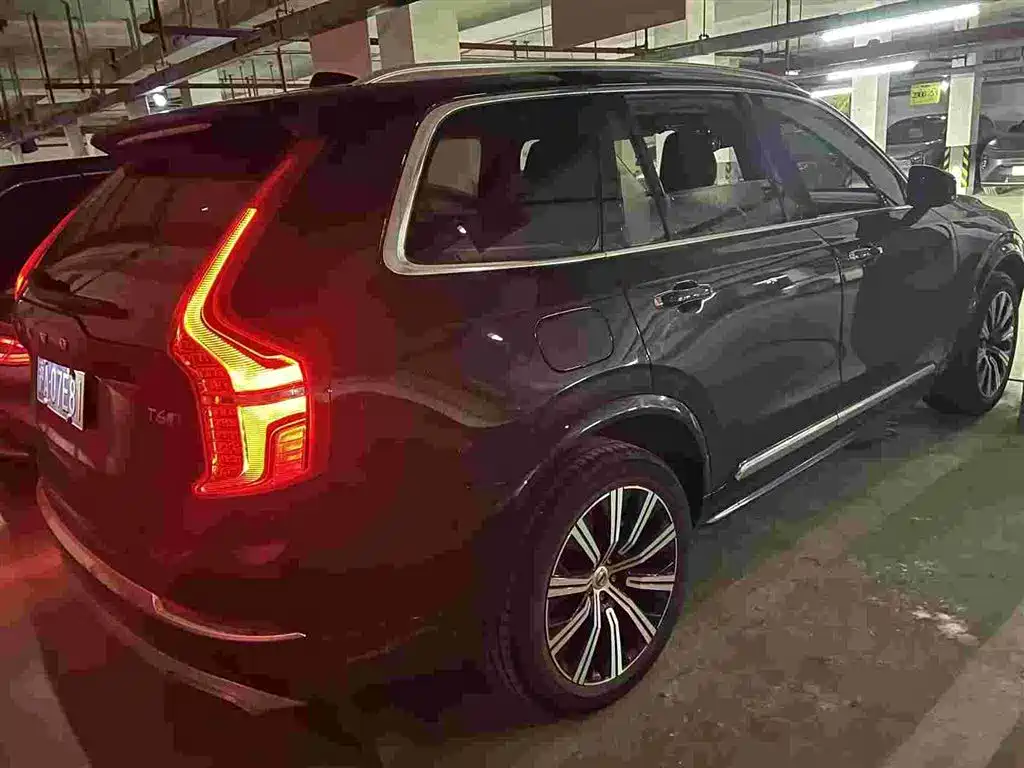 Volvo XC90 — фото 3