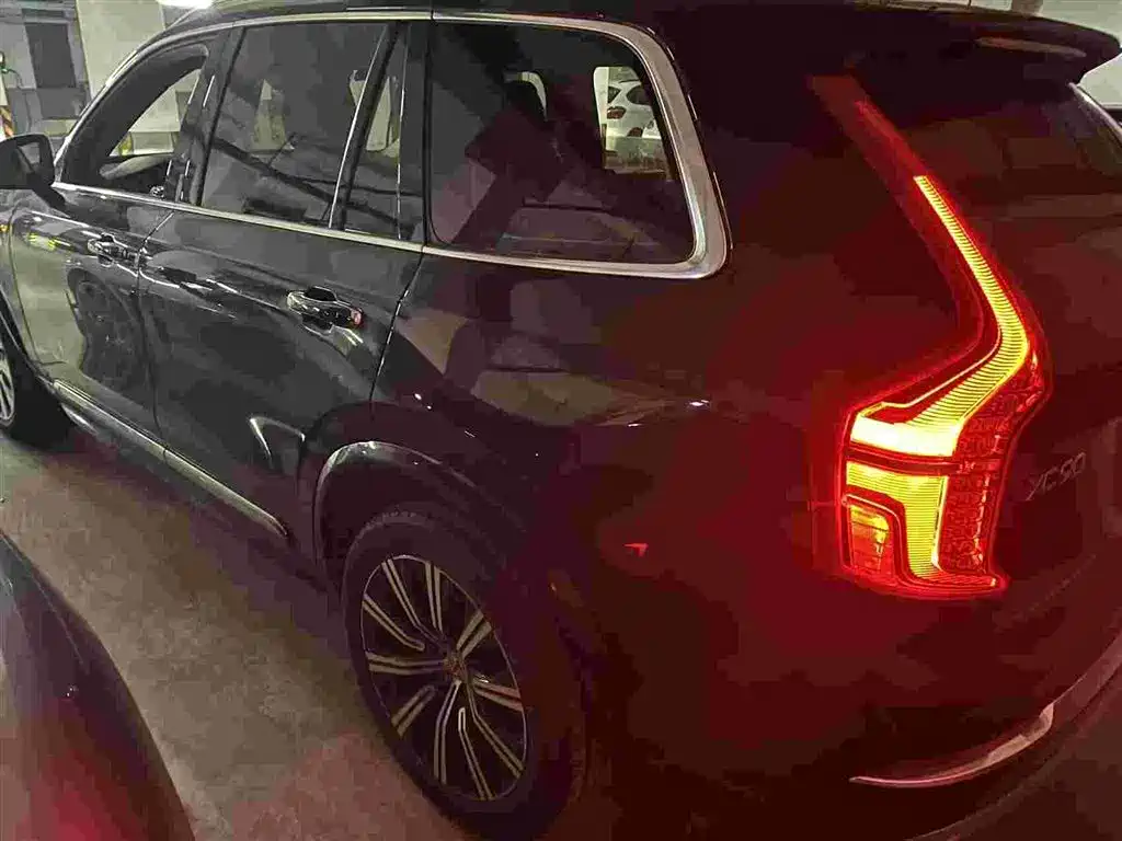 Volvo XC90 — фото 4