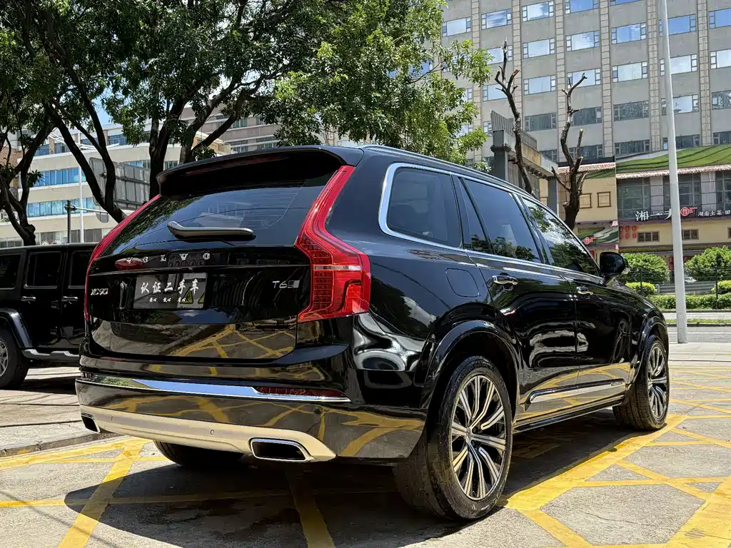 Volvo XC90 — фото 3