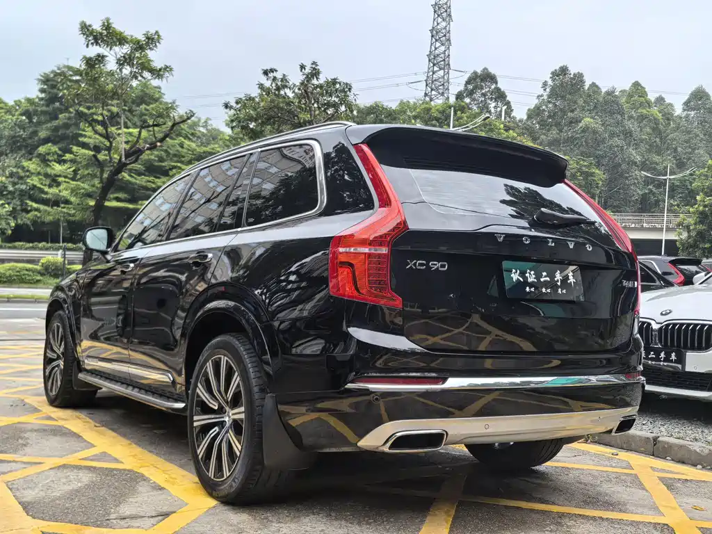 Volvo XC90 — фото 4