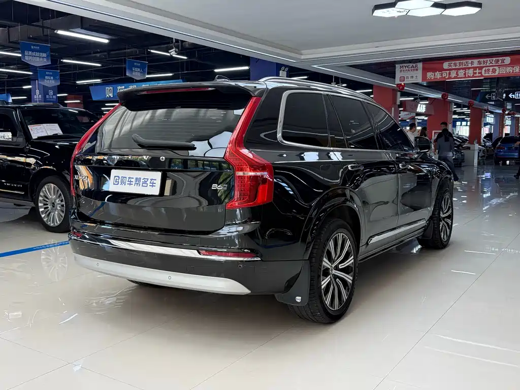 Volvo XC90 — фото 14