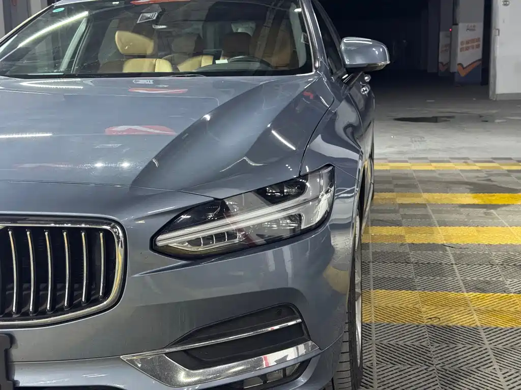 Volvo S90 — фото 4