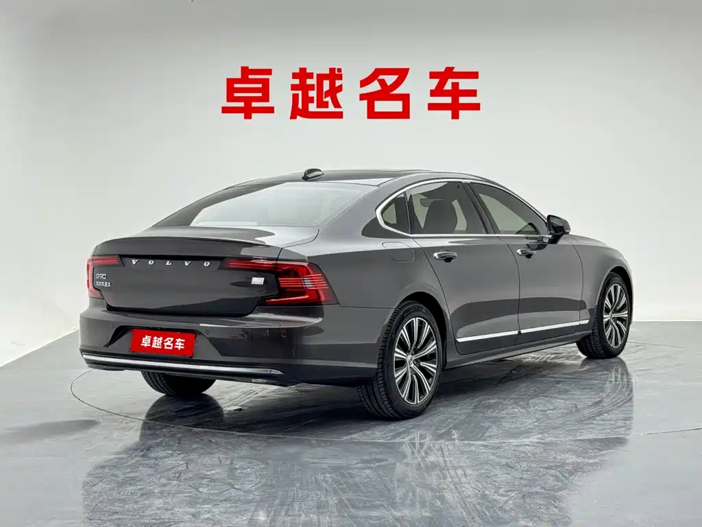 Volvo S90 PHEV — фото 4