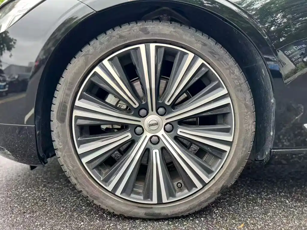 Volvo S90 — фото 7