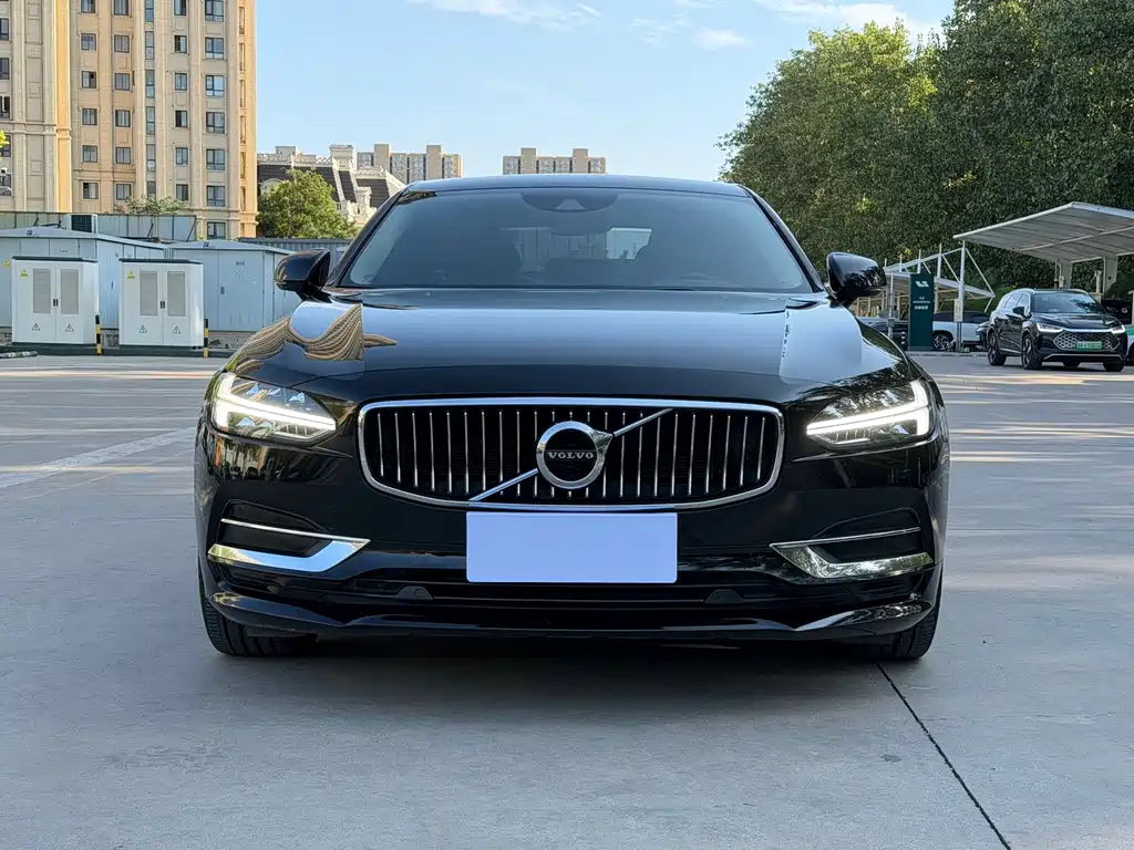 Volvo S90 — фото 2