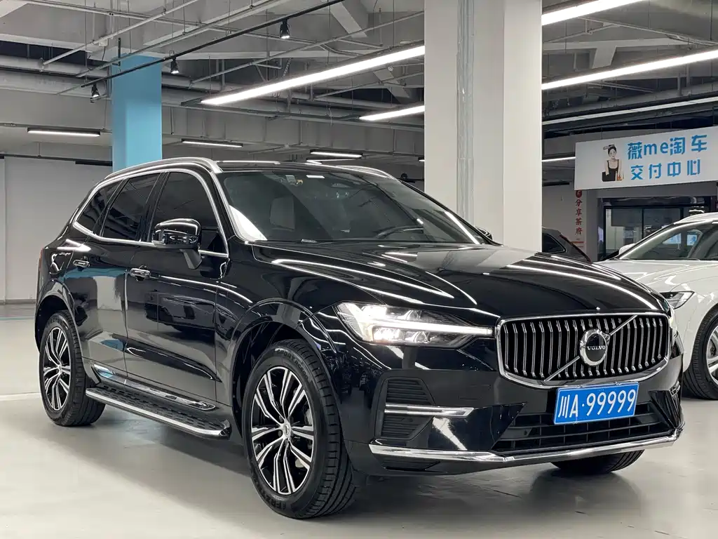 Volvo XC60 — фото 3