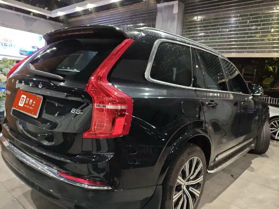Volvo XC90 — фото 2