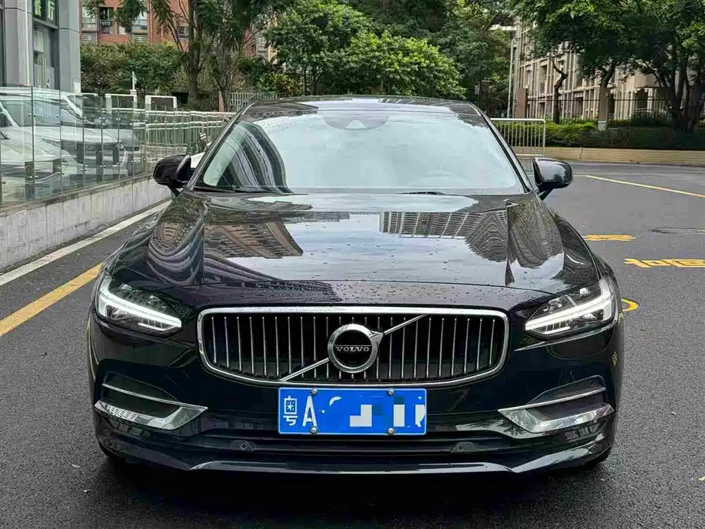 Volvo S90 — фото 3