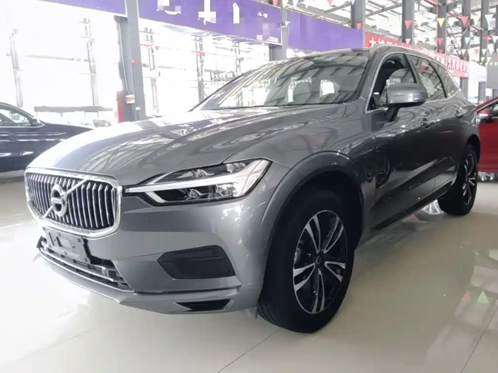 Volvo XC60 — фото 2