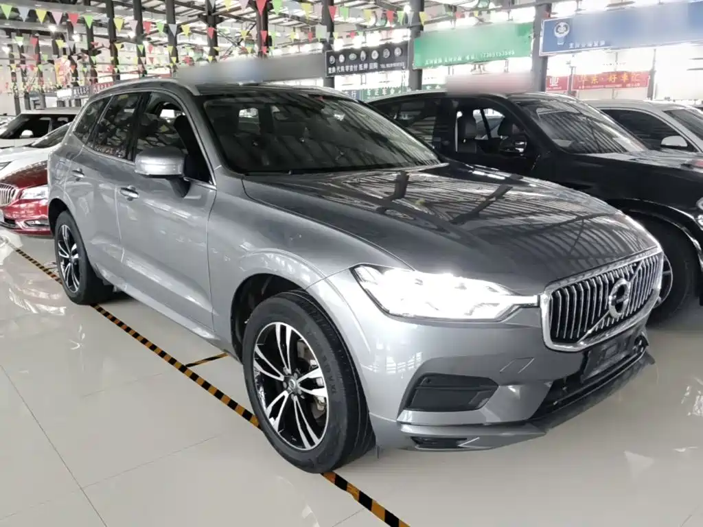 Volvo XC60 — фото 4
