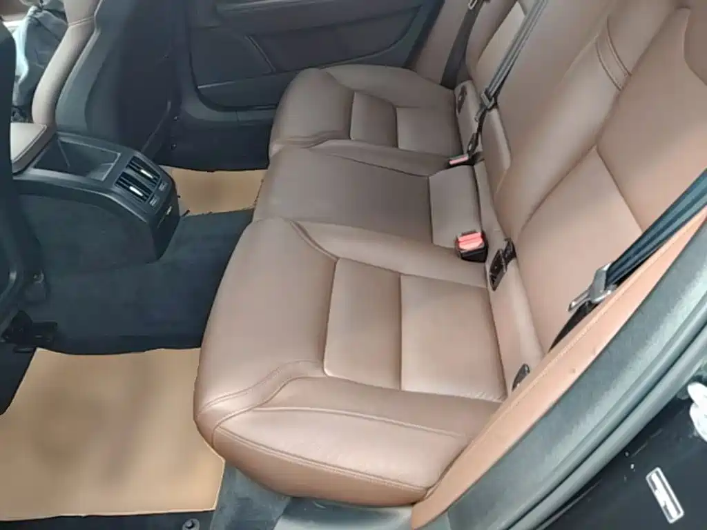 Volvo S90 — фото 17