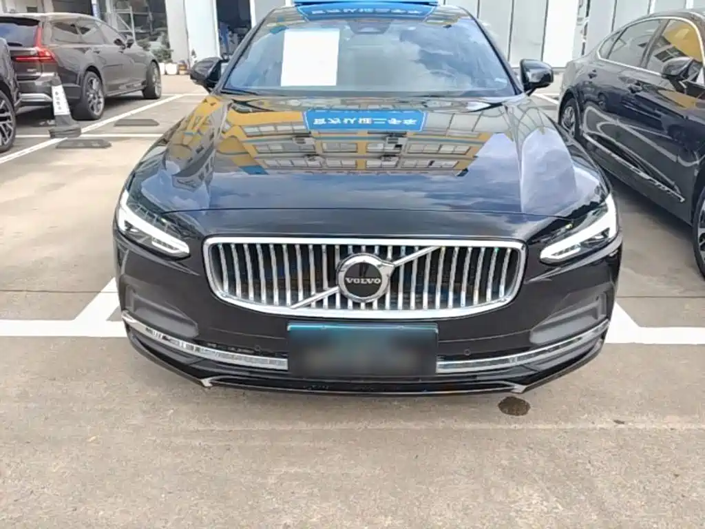 Volvo S90 — фото 3