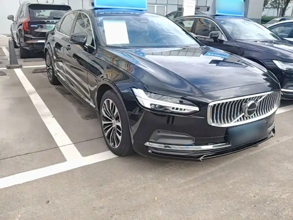 Volvo S90 — фото 4