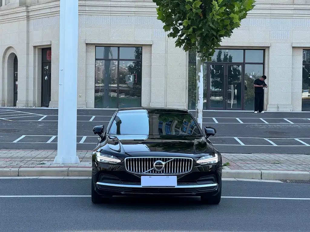 Volvo S90 — фото 2
