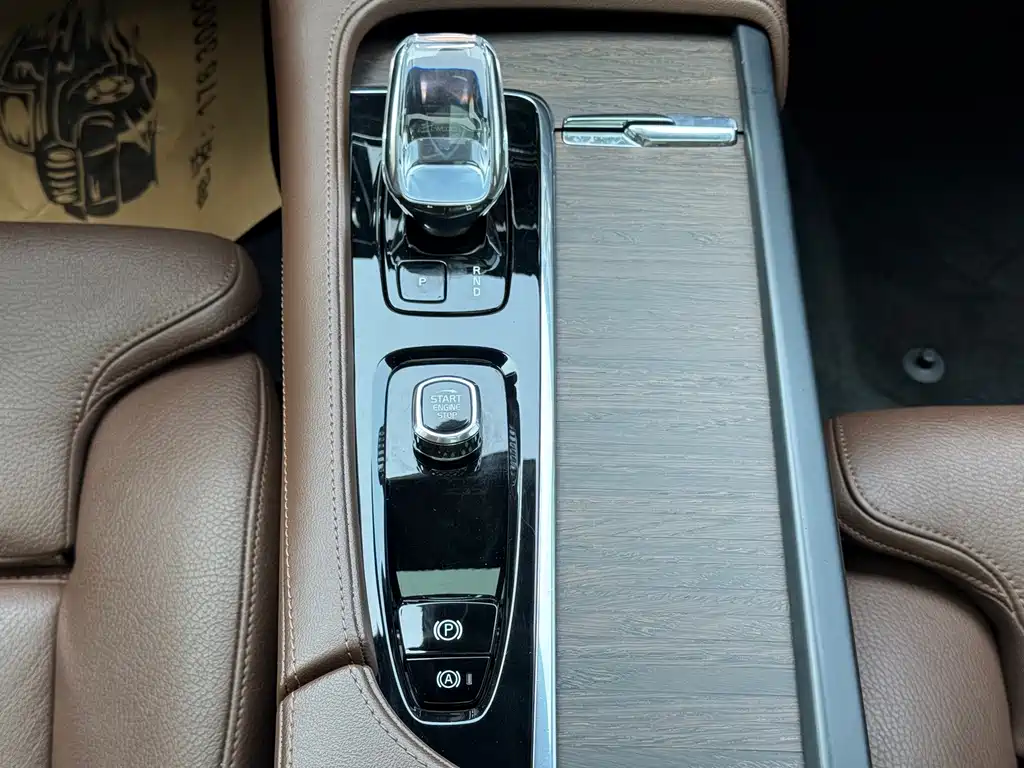 Volvo S90 — фото 7