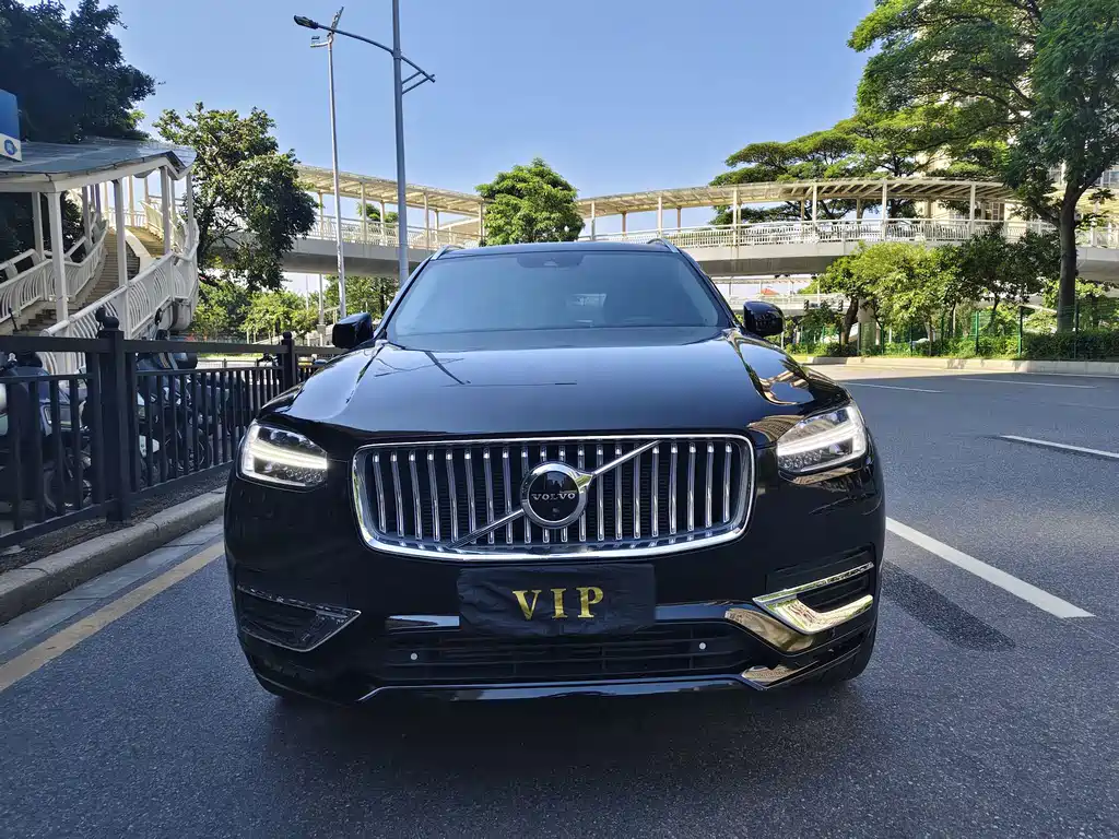 Volvo XC90 — фото 4